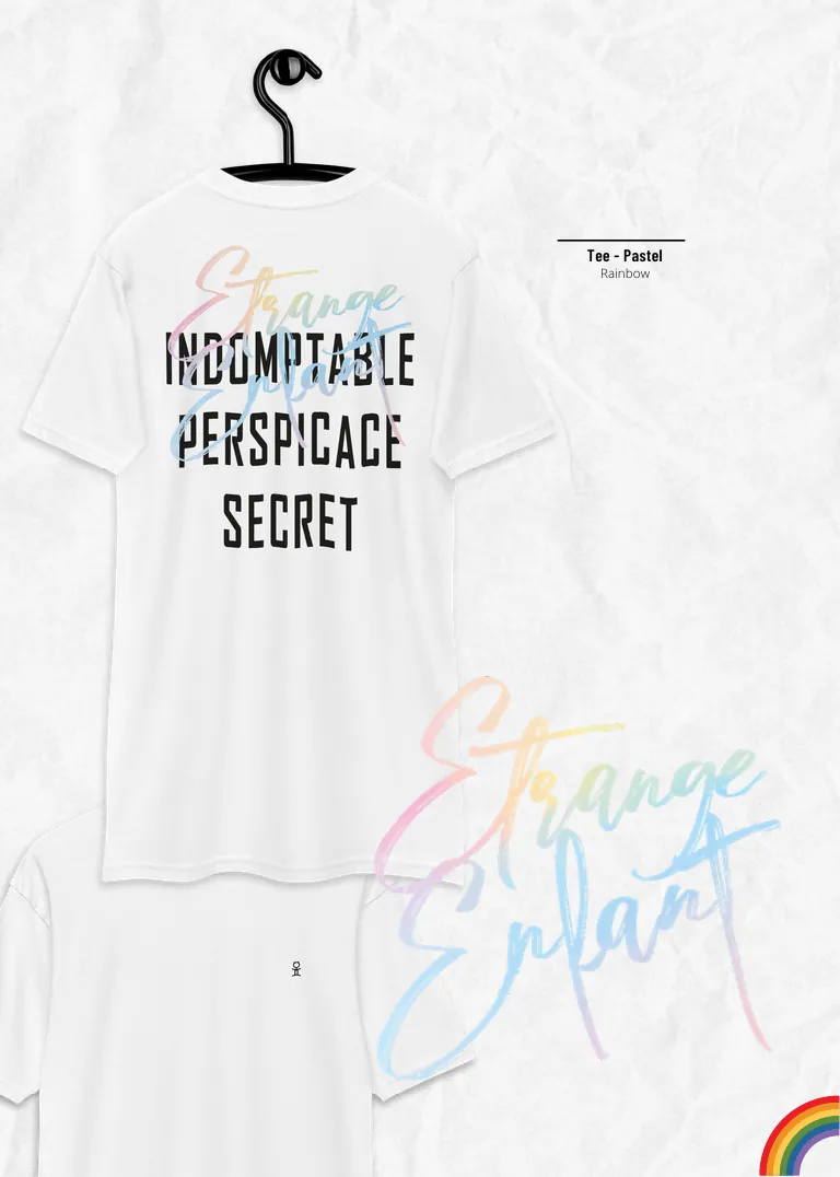 Tee-shirt blanc pastel, version colorée de la collection Étrange Enfant